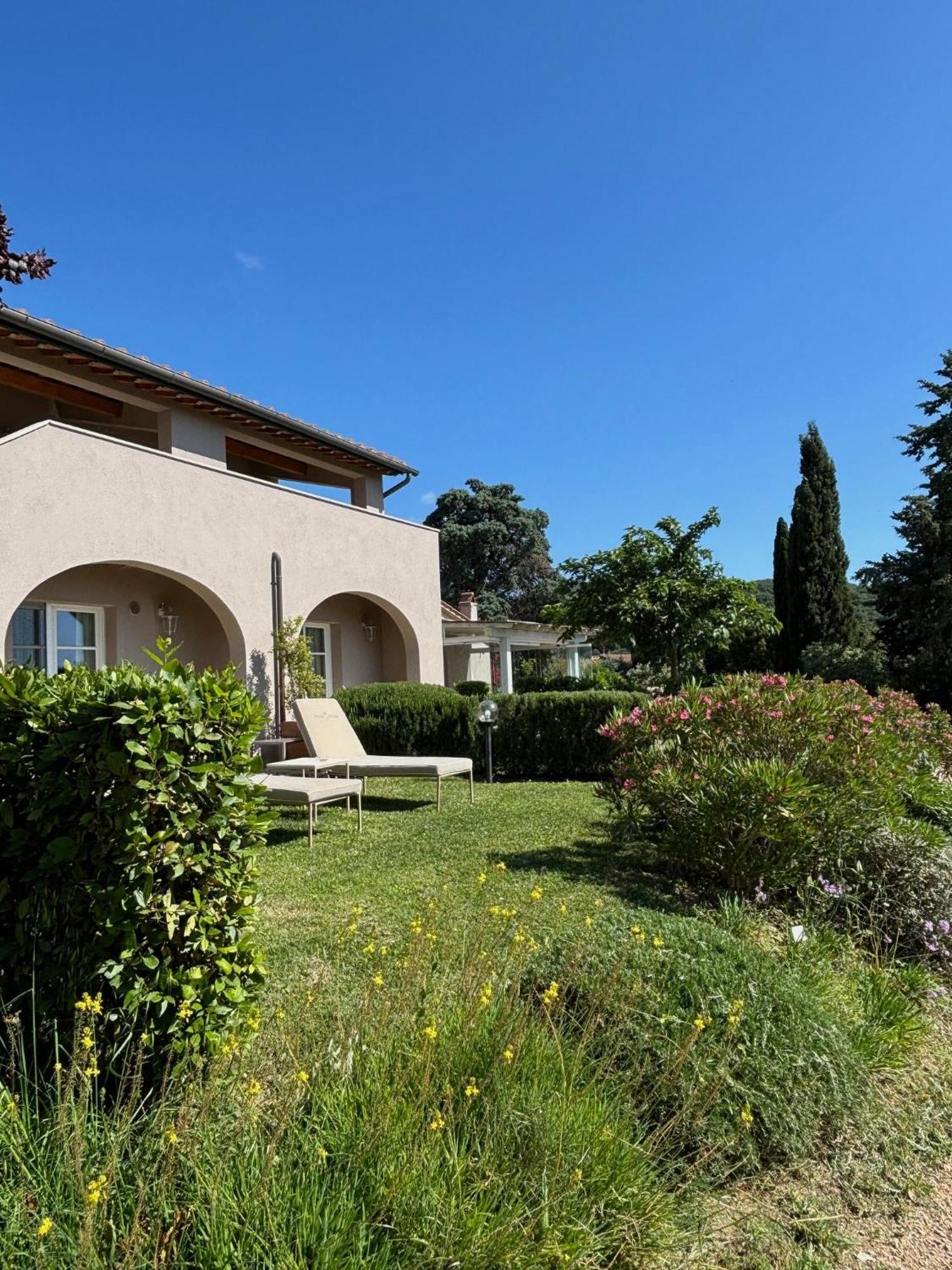 Relais Dei Molini Bed & Breakfast Castagneto Carducci Exterior photo