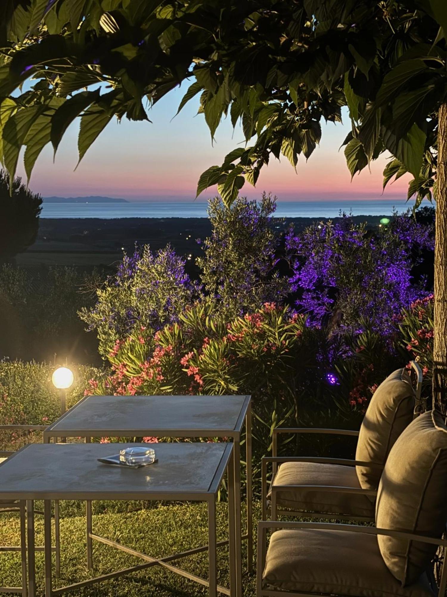 Relais Dei Molini Bed & Breakfast Castagneto Carducci Exterior photo
