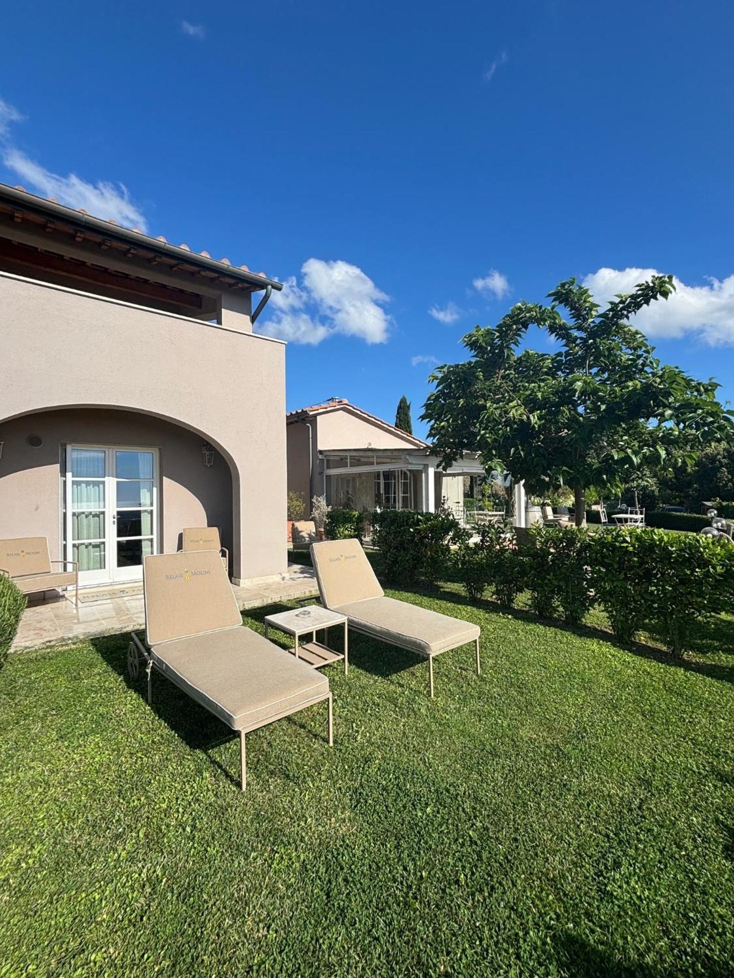 Relais Dei Molini Bed & Breakfast Castagneto Carducci Exterior photo